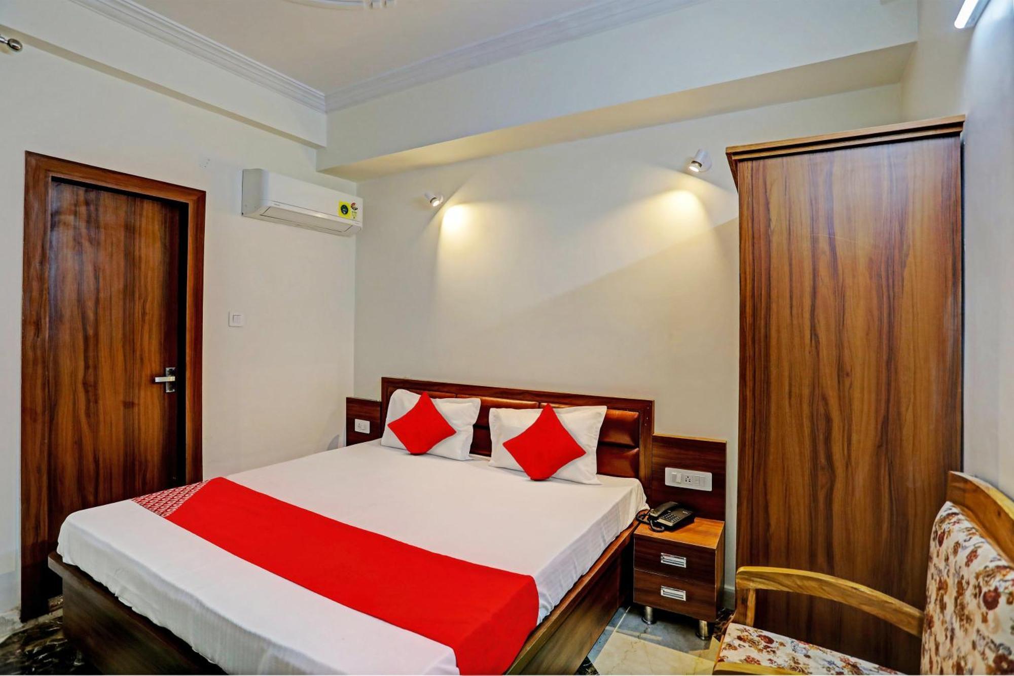 קאנפור Hotel O Al Diwan Banquet And Suites מראה חיצוני תמונה