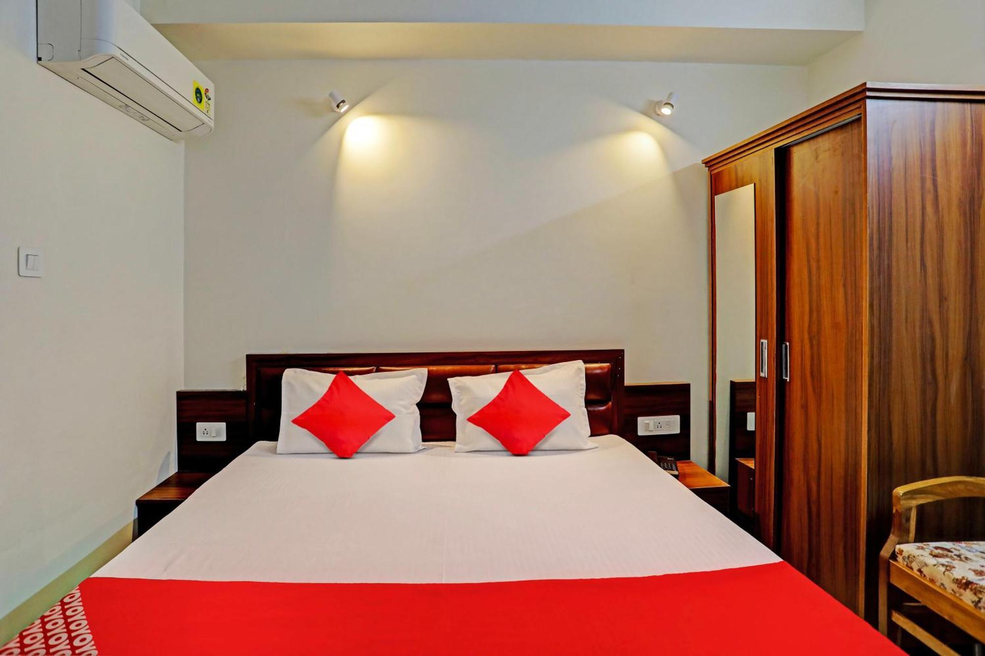 קאנפור Hotel O Al Diwan Banquet And Suites מראה חיצוני תמונה